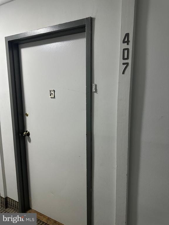 Building Photo - 5801 Quantrell Ave