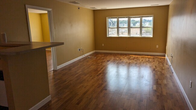 Habitación principal - 211 Central St