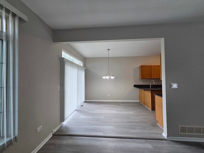 Foto del edificio - 1738 Windward Ct