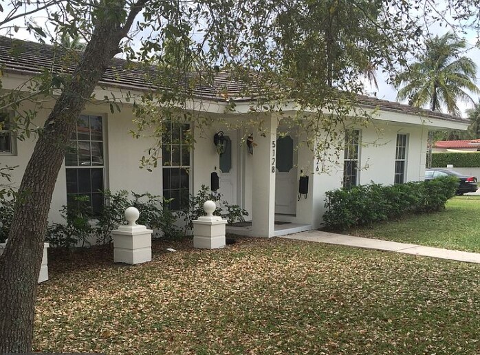 Primary Photo - 5126 Orduna Dr