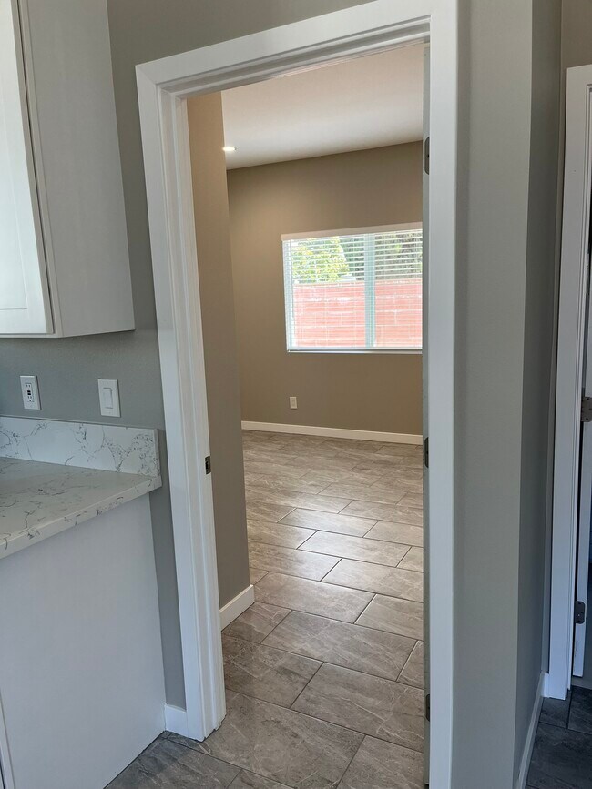 Foto del edificio - 12225 Brookhaven Park