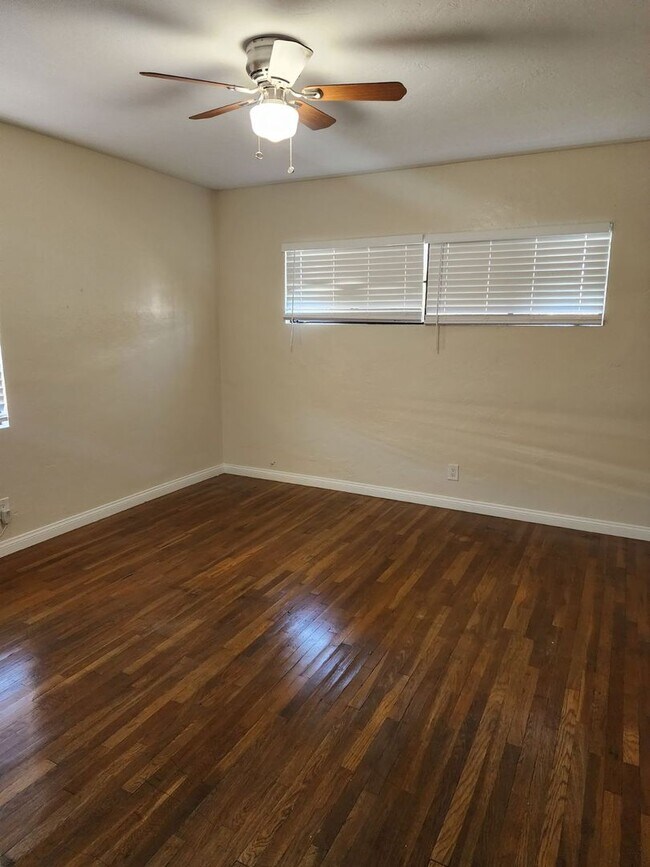 Building Photo - Apartments Available Now