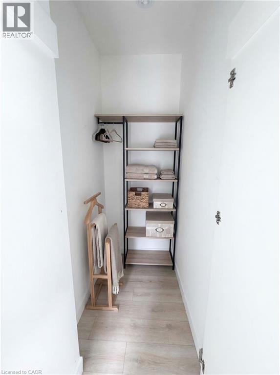 Building Photo - 741 King St W