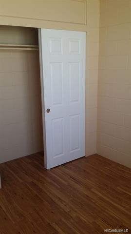 Building Photo - 915 Hikina Ln