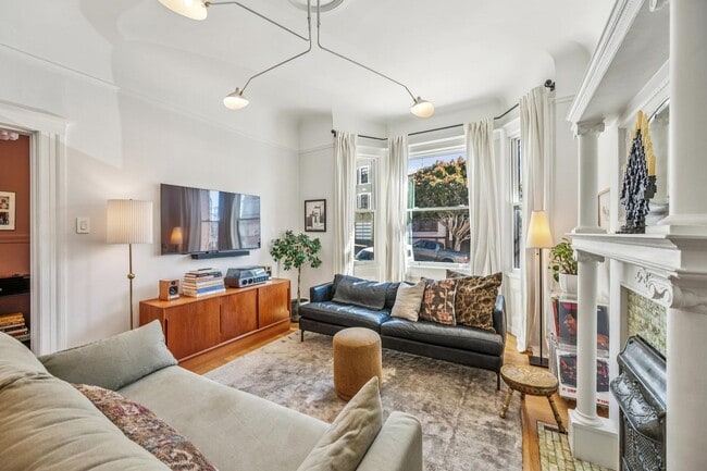 Building Photo - 1178 Broadway