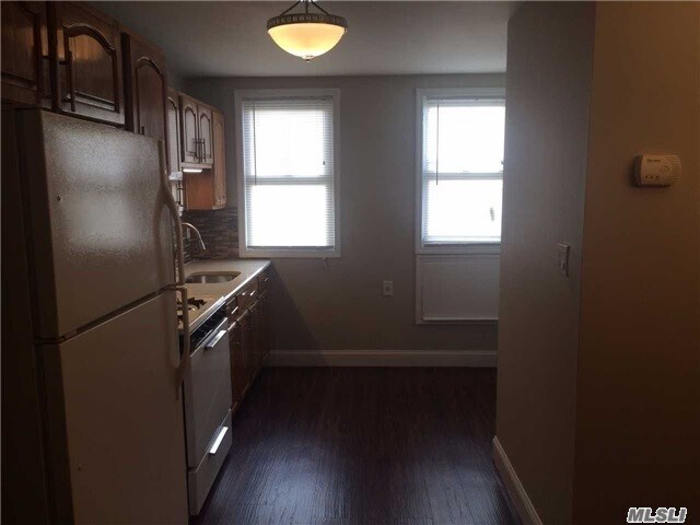 Foto del edificio - 358 Onderdonk Ave