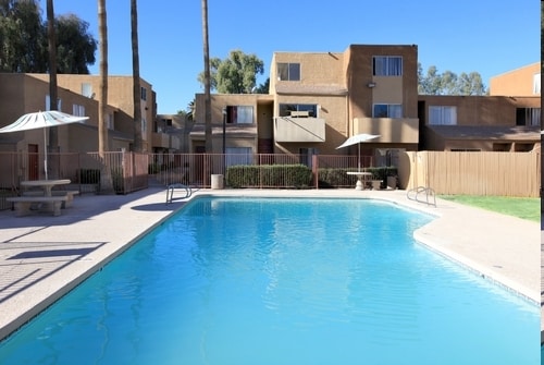 Primary Photo - Las Casitas Apartments