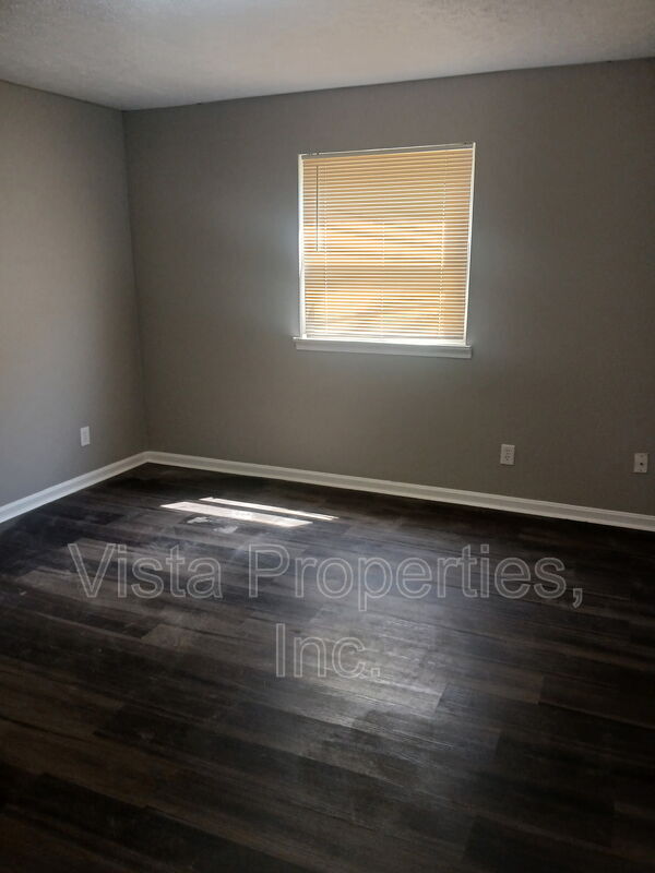 Foto del edificio - 3612 Hillcross Dr