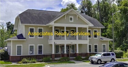 Building Photo - 8763 SW 27th Ln