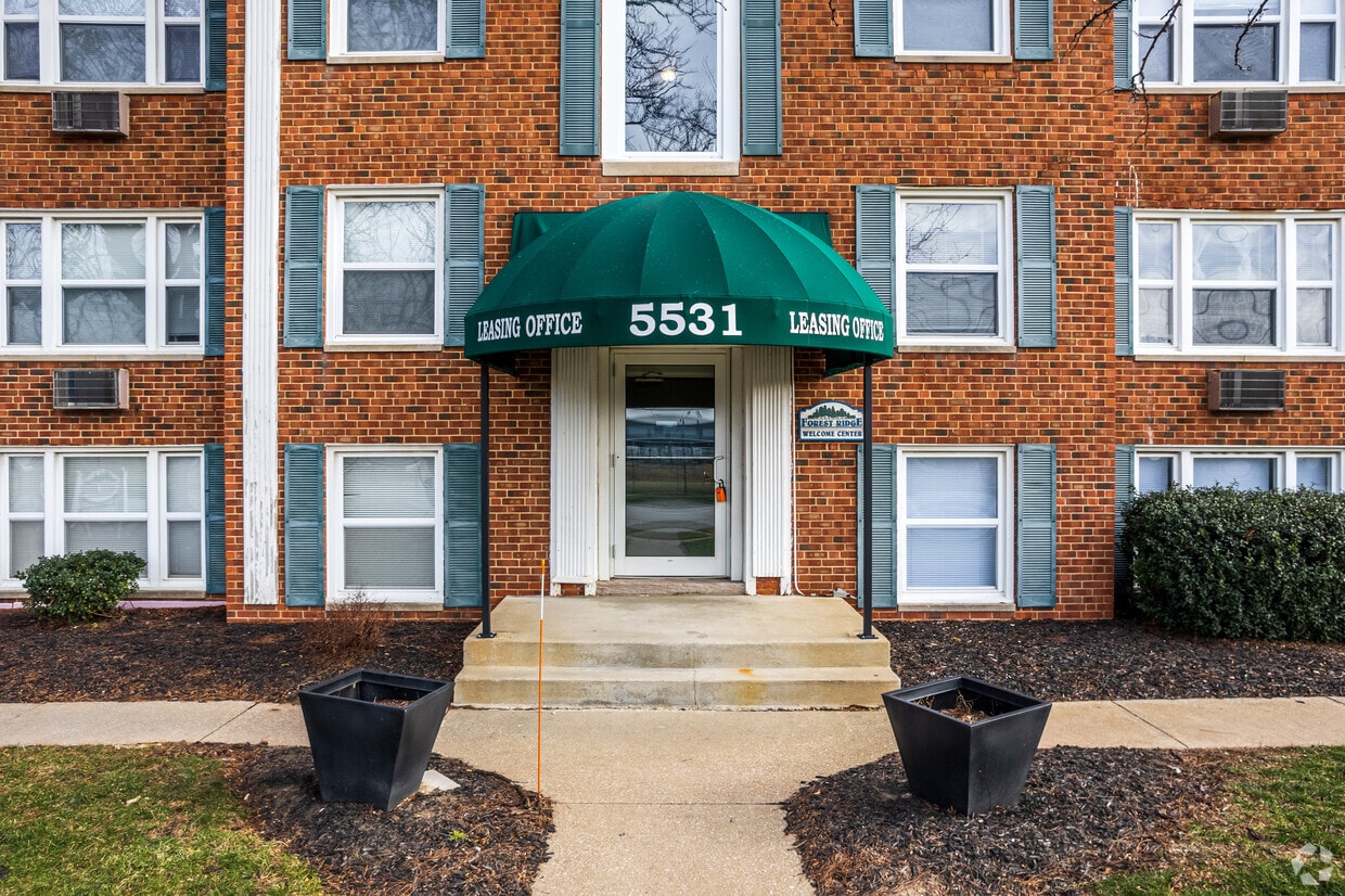 Forest Ridge Apartments 55315601 Chevrolet Blvd Parma, OH