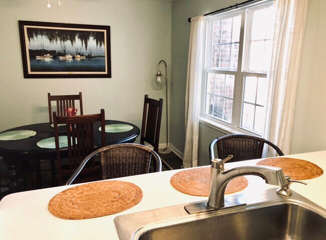 Foto del edificio - 1515 Nantahala Blvd
