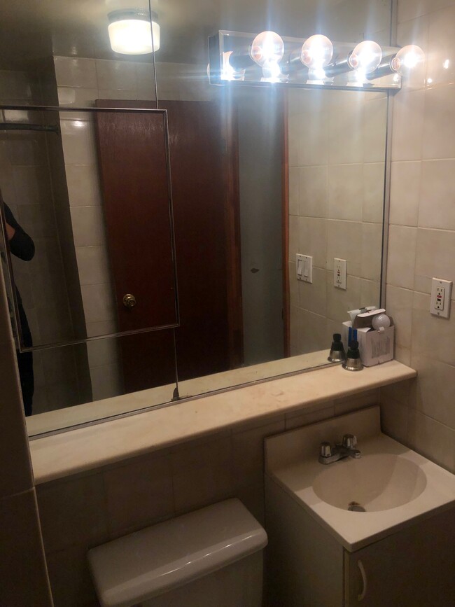 Foto del edificio - 3135 30th St