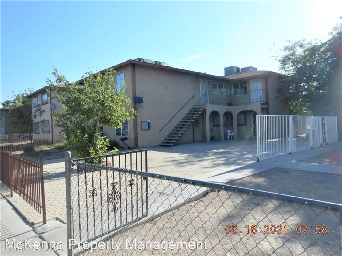 Primary Photo - 2 br, 1 bath House - 1508 Cobb Lane #4
