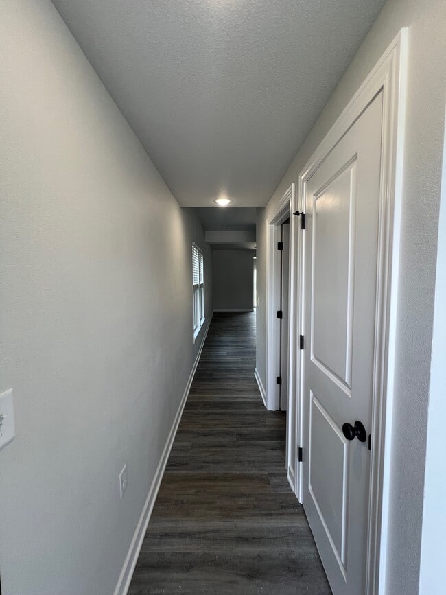 Building Photo - 79 SE 351st Rd