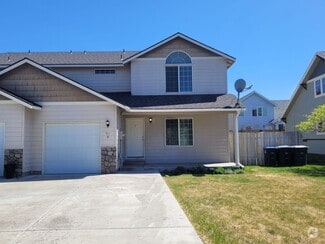 Building Photo - 511 Sandalwood Pl