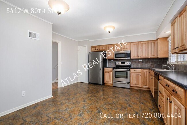 Building Photo - Classic charm 3 bed/ 2 bath home in Prairi...
