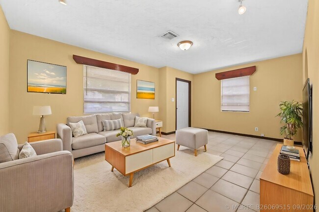 Foto del edificio - 811 32nd St