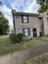 Building Photo - 2339 Kimberly Dr