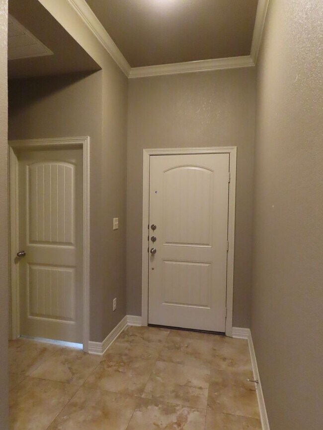 Foto del edificio - Modern 3-Bedroom 2 Bath Duplex in South Tyler