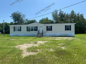 Building Photo - 604 Sycamore Dr