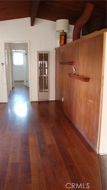 Building Photo - 2257 Mentone Blvd