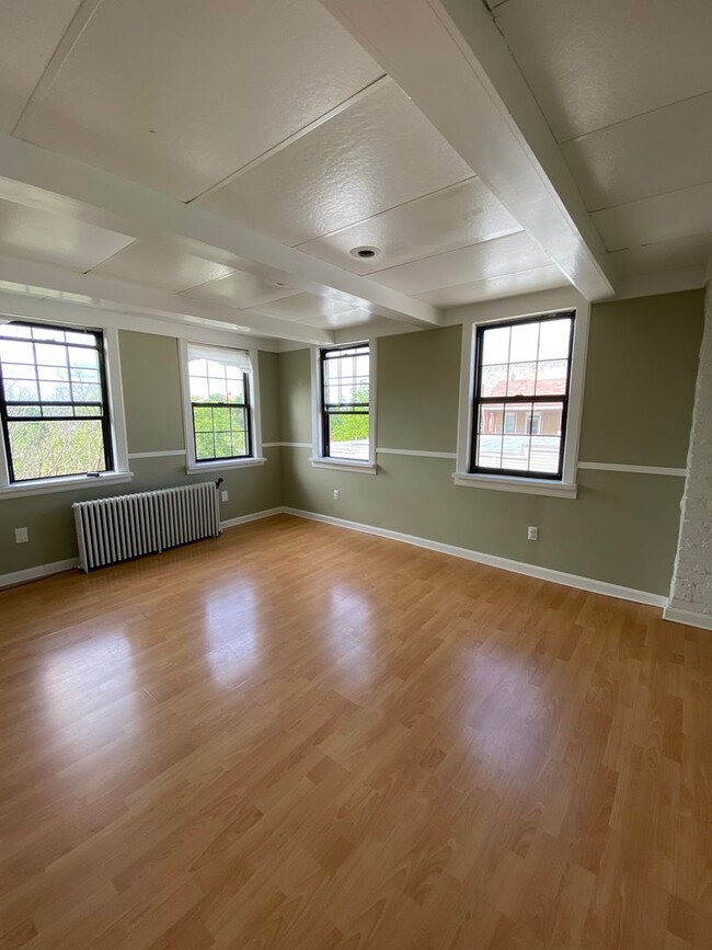 Foto del edificio - 2300 Arlington Ave