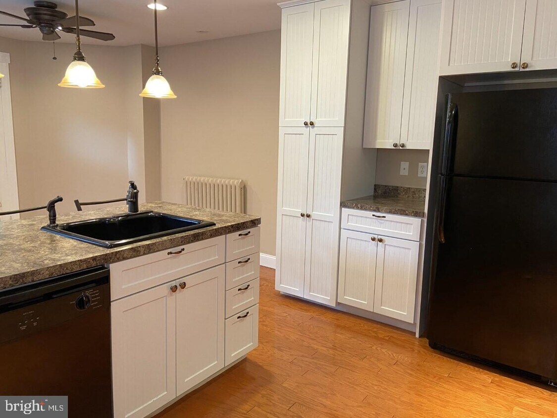 Foto principal - 1318 Shallcross Ave