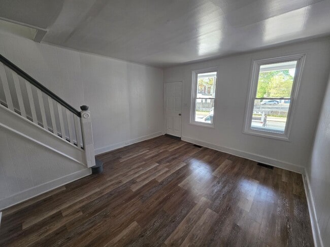 Foto del edificio - 1615 Lancaster Ave