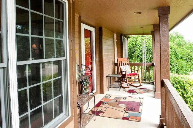 Foto del edificio - 3833 SW Ambassador Pl