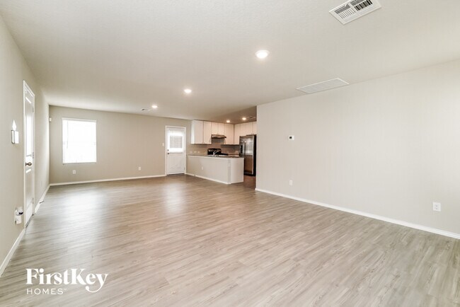 Building Photo - 10786 Prusiner Dr