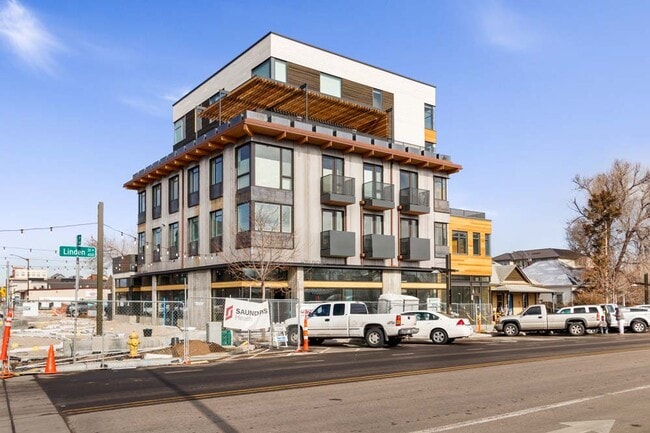 Building Photo - 401 Linden St