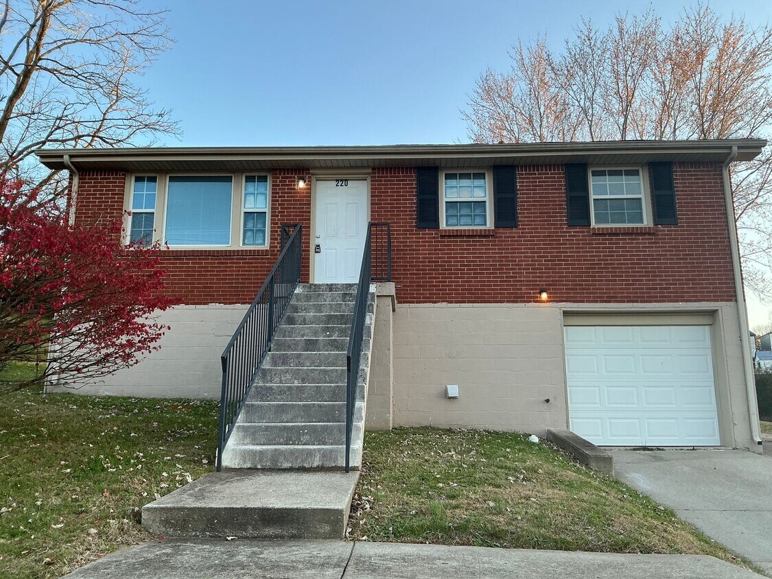 Foto principal - 220 Crossland Ave