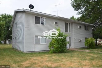 Building Photo - 29 2nd St