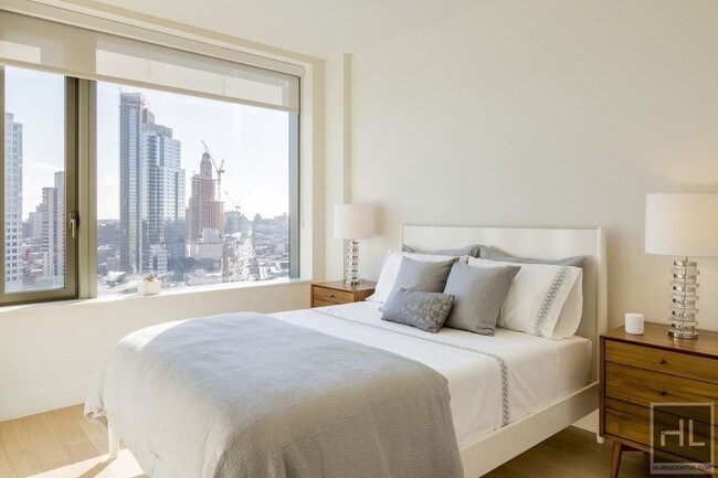 Building Photo - No Fee - Luxury 2 Beds in Fort Greene