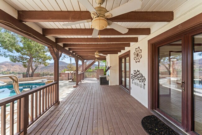 Foto del edificio - 35640 Dormer Rd