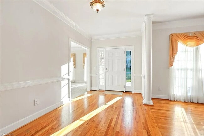 Building Photo - Earn Wealth While Leasing - Like a Homeown...