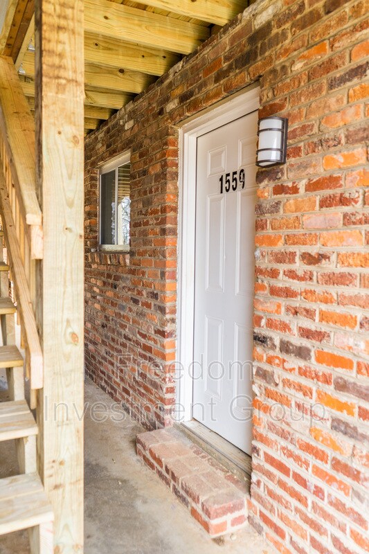 Foto del edificio - 1559 Wales Ave