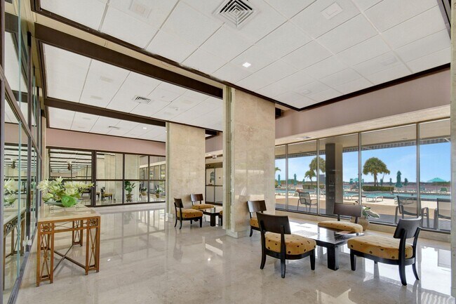 Foto del edificio - 300 Bayview Dr