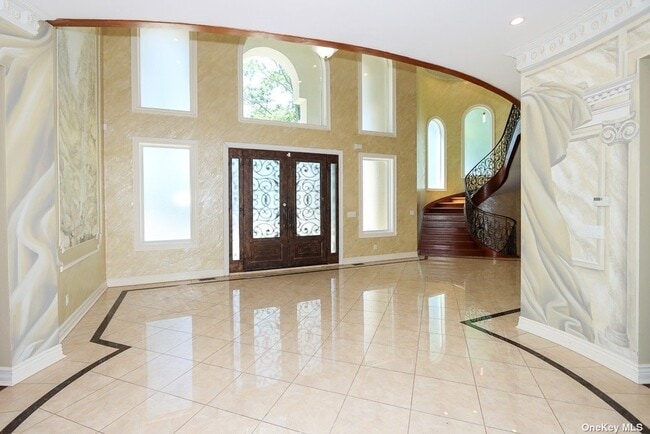 Building Photo - 382 I U Willets Rd