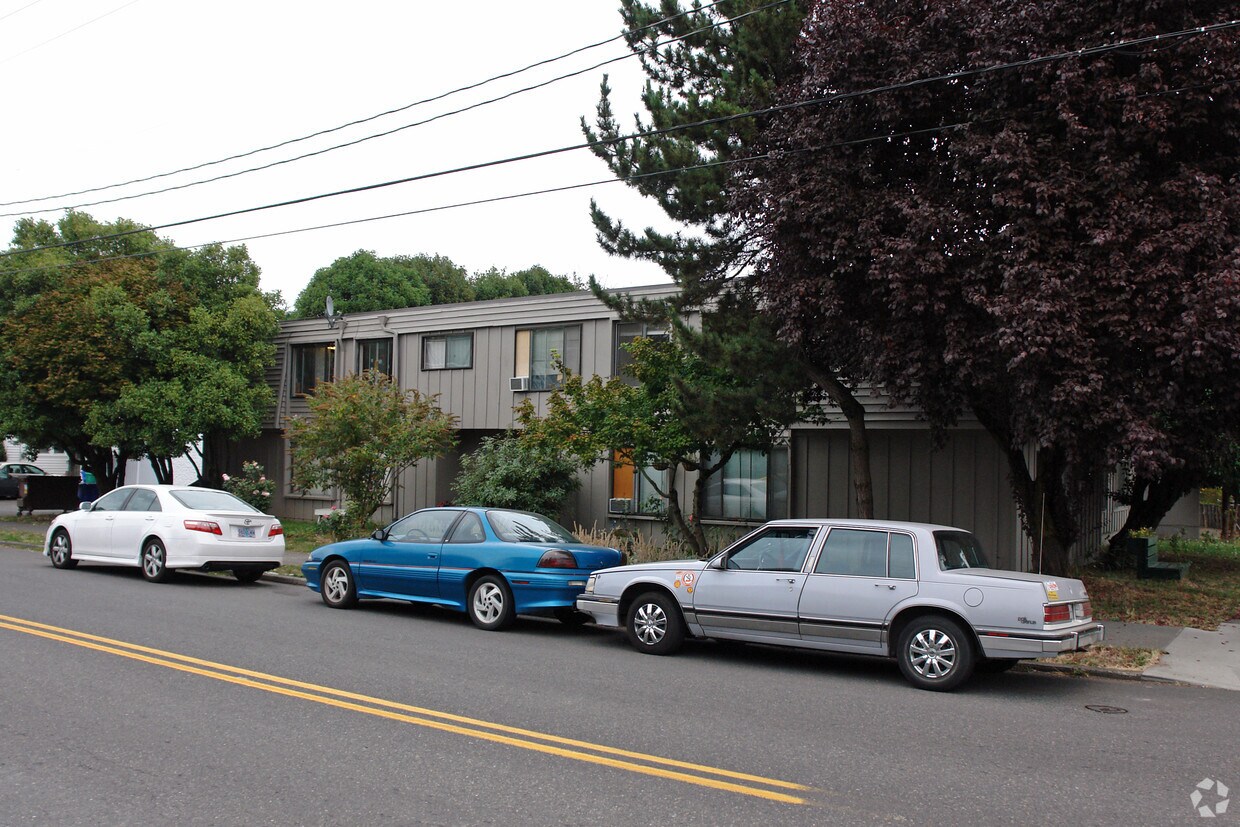 Building Photo - 5332-5360 SE 17th Ave