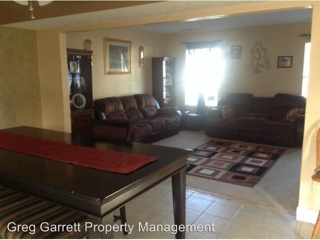 Building Photo - 3 br, 2.5 bath House - 67 Rotherham Lane