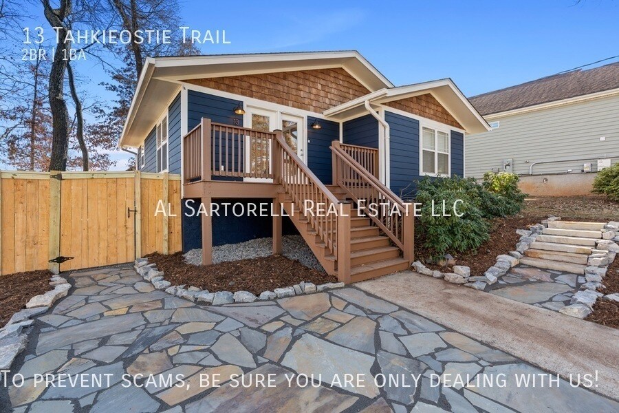 Foto principal - 13 Tahkieostie Trail, Asheville, NC 28806