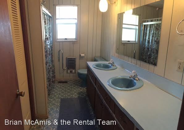 Building Photo - 3 br, 1 bath House - 1010 Wykle Rd.
