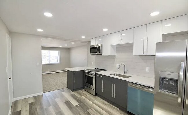 Foto del edificio - 18244 W 3rd Pl