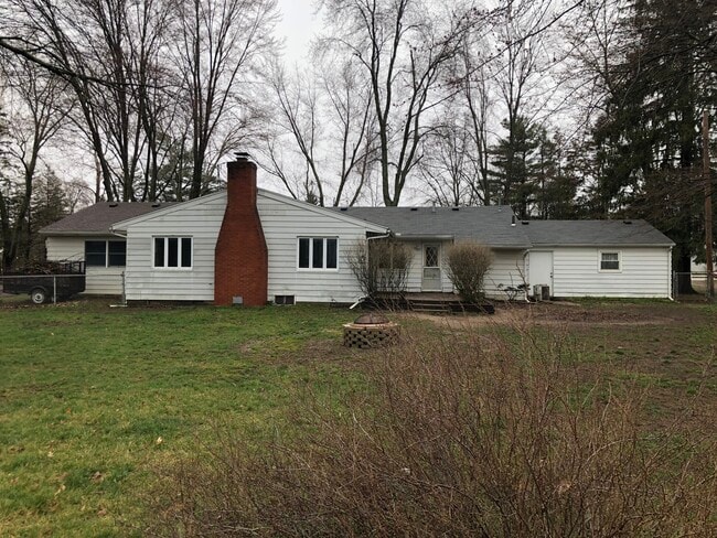 Backyard - 3660 N Mccord Rd