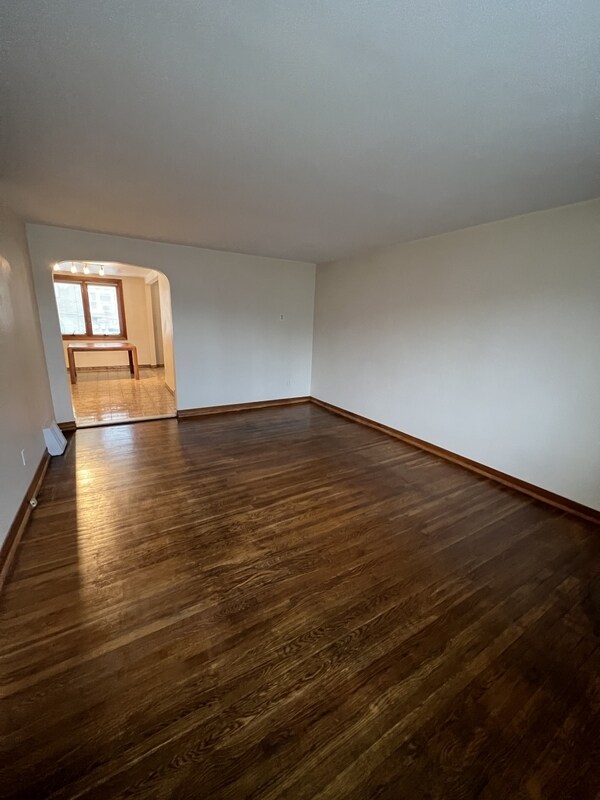 Building Photo - 1345 N 76th St