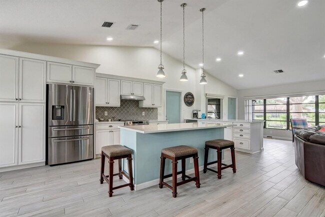 Foto del edificio - 14819 Hideaway Ln