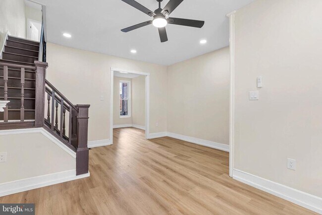 Foto del edificio - 5736 Leonard St