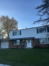 Building Photo - 3535 Panama Dr