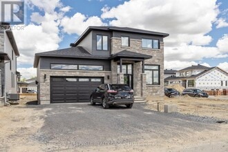 Building Photo - 447 Annette Dr